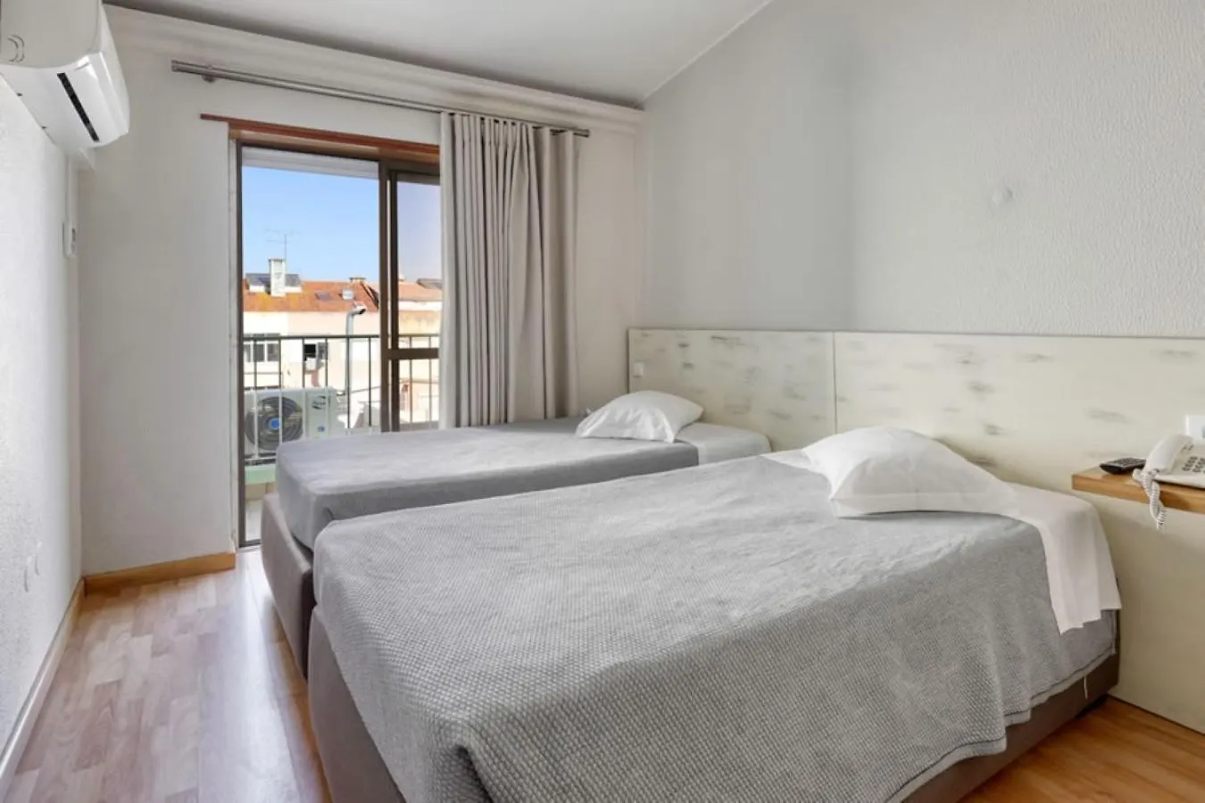 Hotel Nova Cidade Amadora 0*,  Portugal